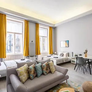  Апартаменты Downtown Apartment In The Heart Of Budapest