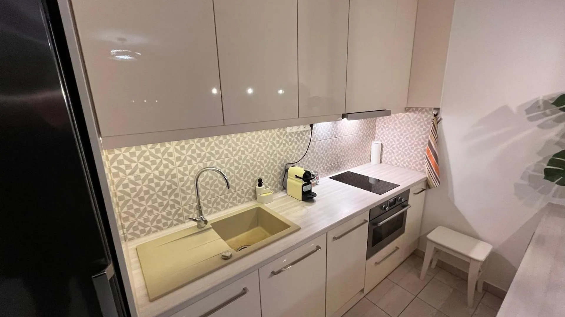 Modern, Kenyelmes Otthon Neked Apartment Budapest